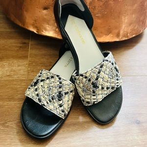 Gorgeous Liz Claiborne Sandals size 5 Excellent condition
